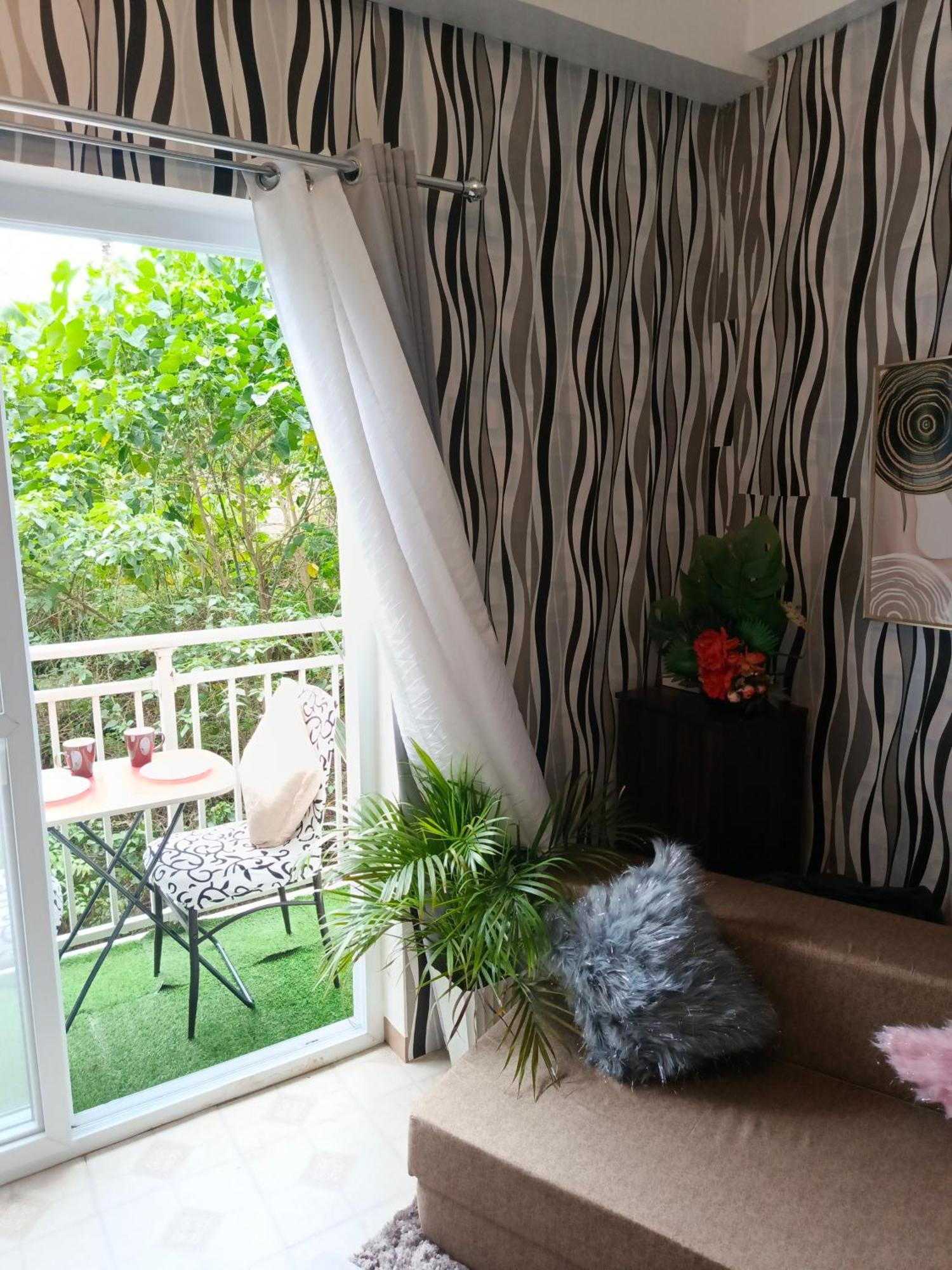 Closest Studio With Balcony From Cebu Airport Мактан Экстерьер фото